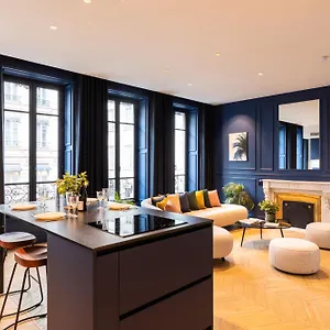 Mohom - Bellecordiere , Lyon France